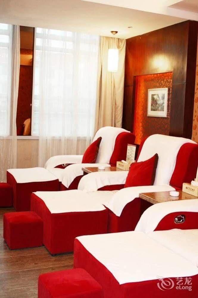 فندق دونغقوانفي  Wanyi المظهر الخارجي الصورة